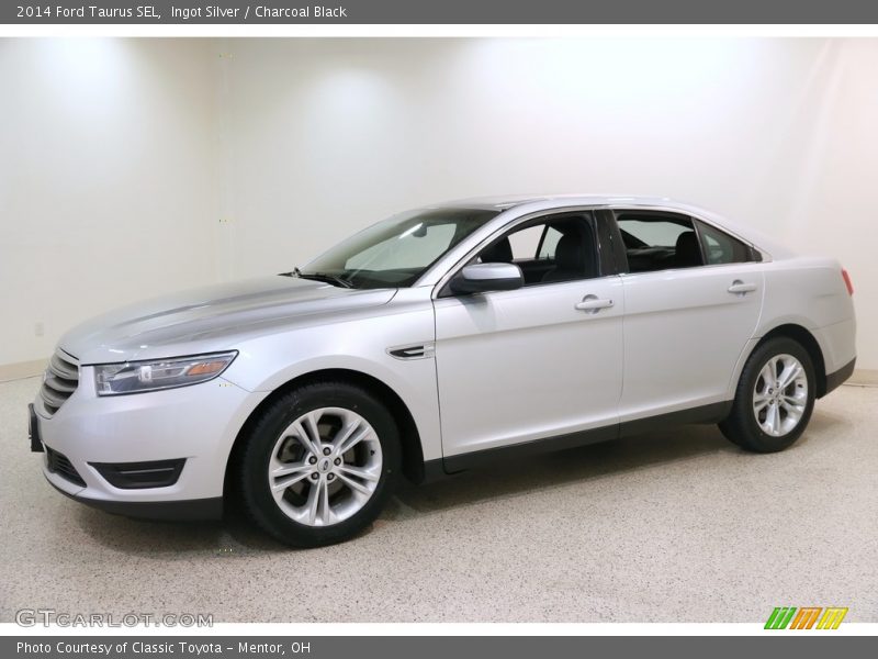 Ingot Silver / Charcoal Black 2014 Ford Taurus SEL