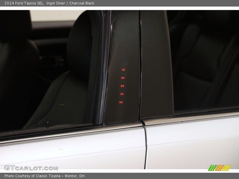 Ingot Silver / Charcoal Black 2014 Ford Taurus SEL