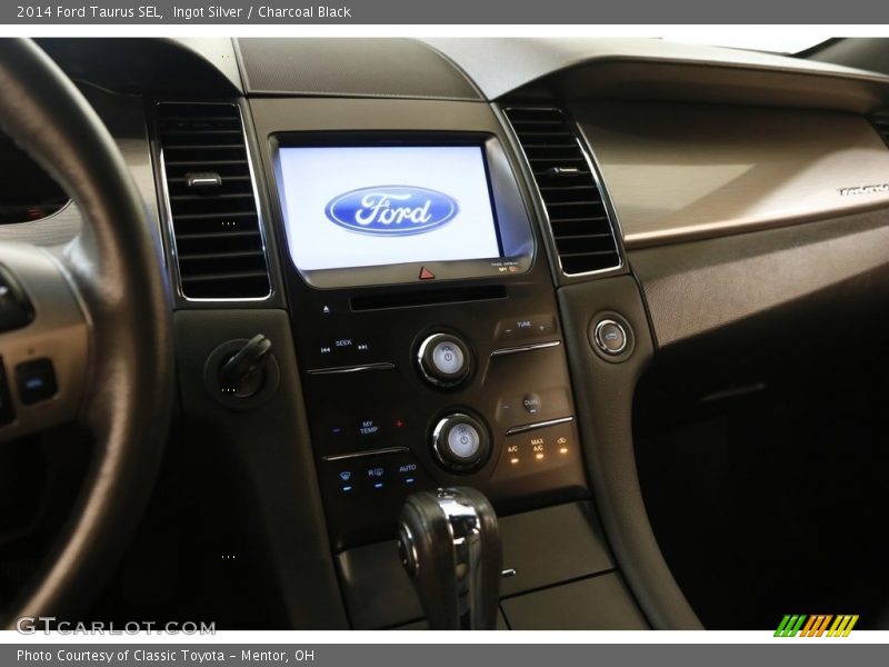 Ingot Silver / Charcoal Black 2014 Ford Taurus SEL