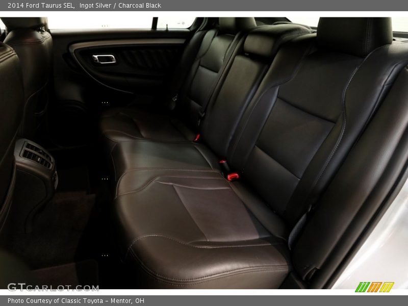 Ingot Silver / Charcoal Black 2014 Ford Taurus SEL