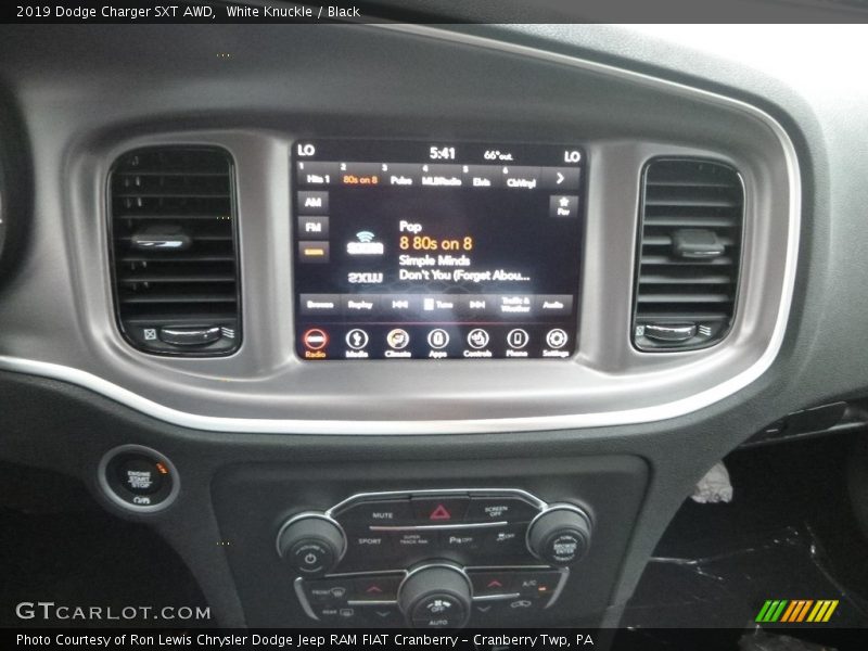 White Knuckle / Black 2019 Dodge Charger SXT AWD