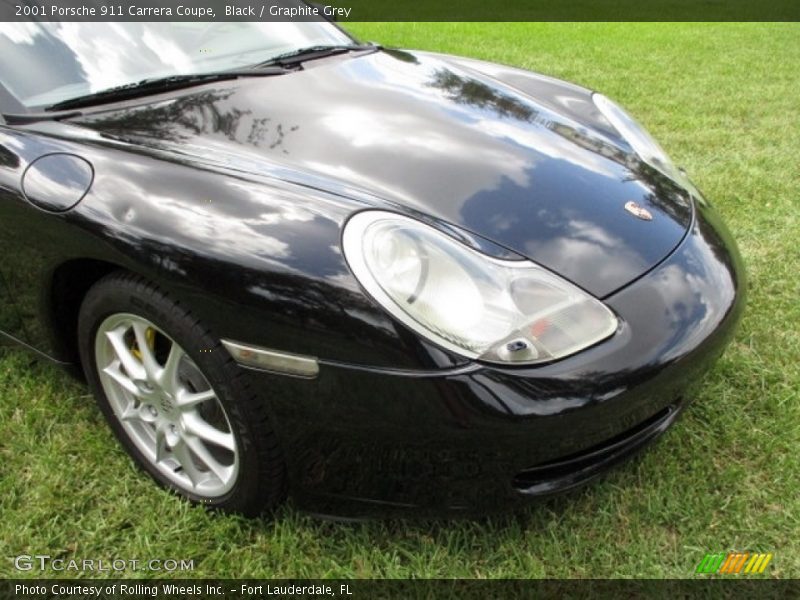 Black / Graphite Grey 2001 Porsche 911 Carrera Coupe