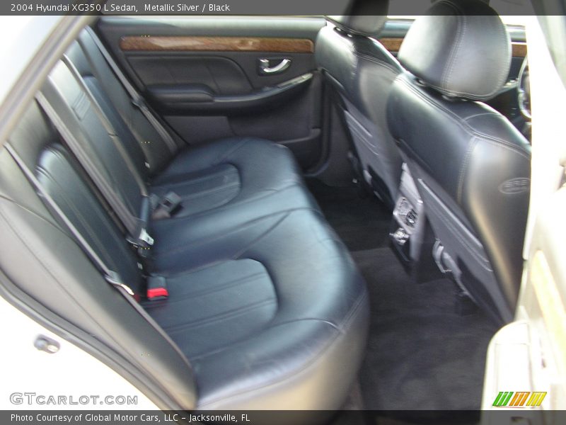 Metallic Silver / Black 2004 Hyundai XG350 L Sedan