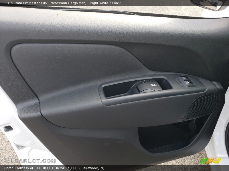 Bright White / Black 2019 Ram ProMaster City Tradesman Cargo Van