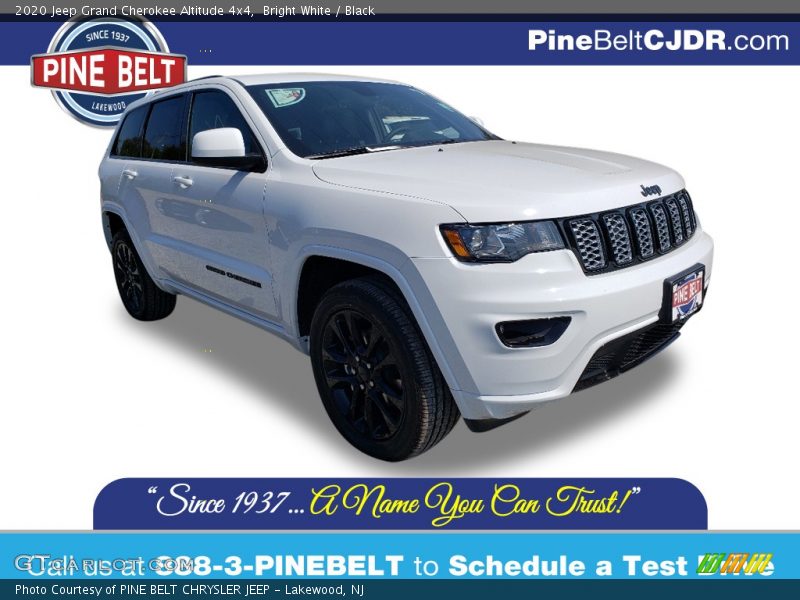 Bright White / Black 2020 Jeep Grand Cherokee Altitude 4x4