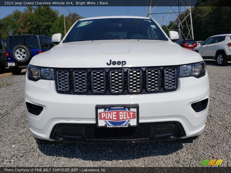 Bright White / Black 2020 Jeep Grand Cherokee Altitude 4x4