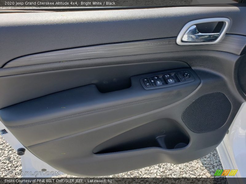 Bright White / Black 2020 Jeep Grand Cherokee Altitude 4x4