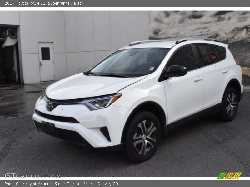 Super White / Black 2017 Toyota RAV4 LE