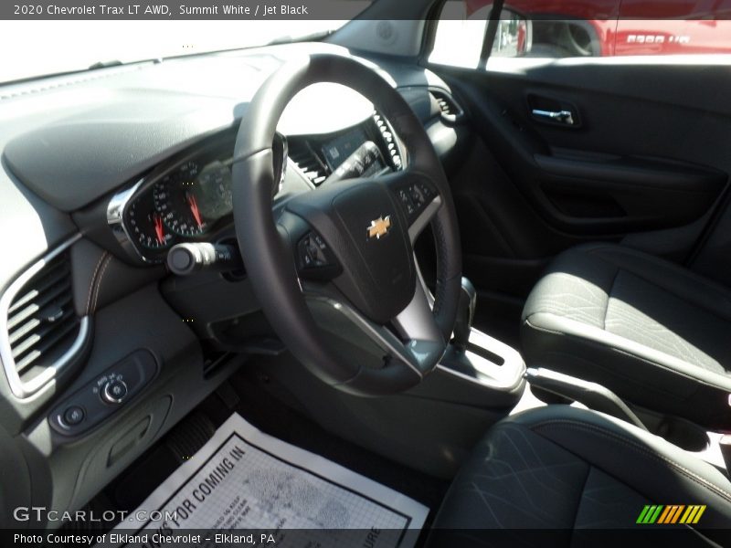 Summit White / Jet Black 2020 Chevrolet Trax LT AWD