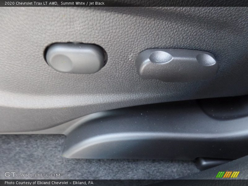 Summit White / Jet Black 2020 Chevrolet Trax LT AWD
