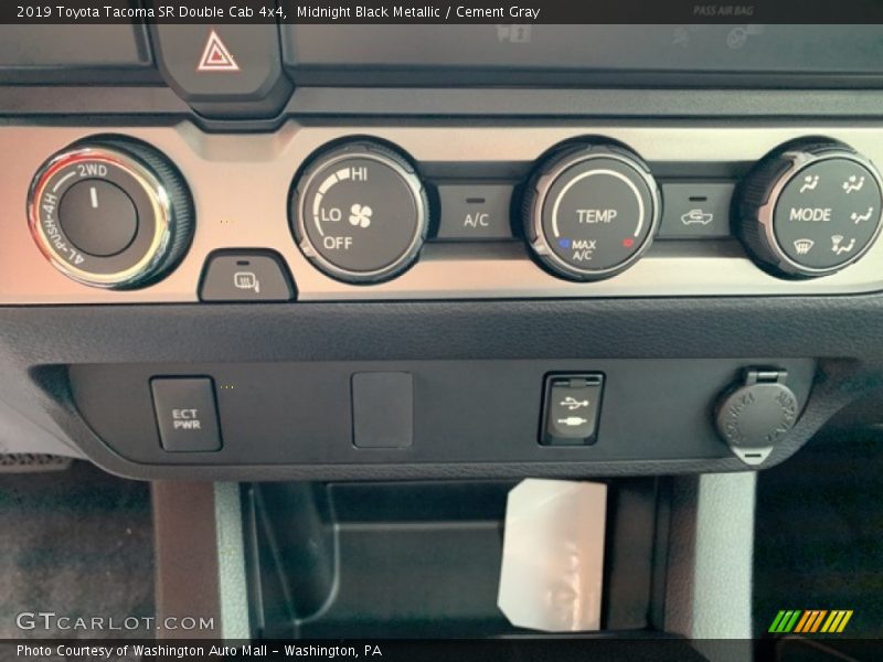 Controls of 2019 Tacoma SR Double Cab 4x4