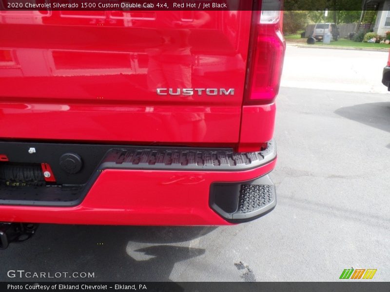  2020 Silverado 1500 Custom Double Cab 4x4 Logo