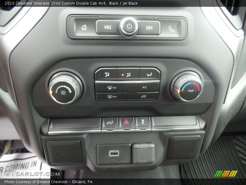 Controls of 2020 Silverado 1500 Custom Double Cab 4x4