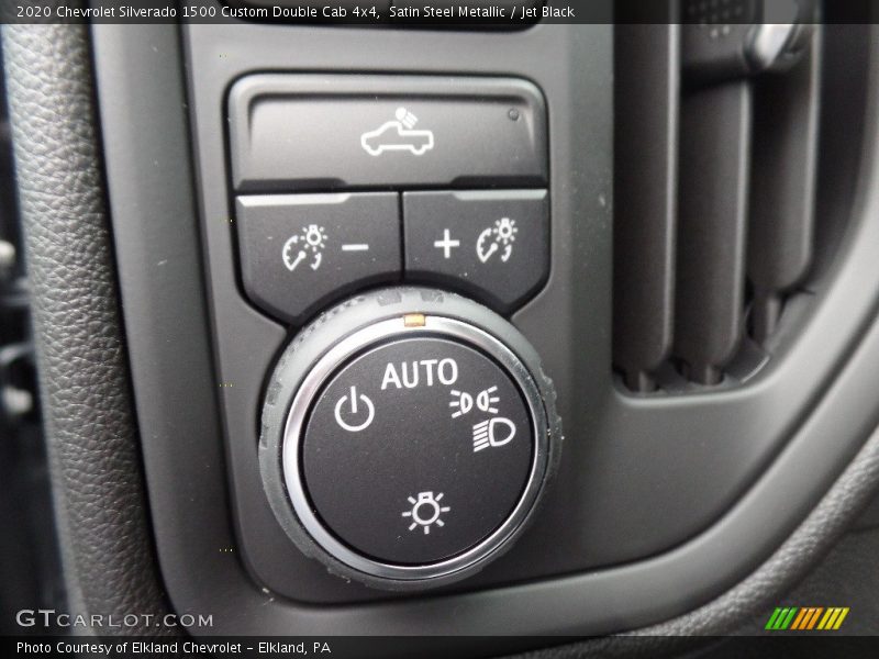 Controls of 2020 Silverado 1500 Custom Double Cab 4x4