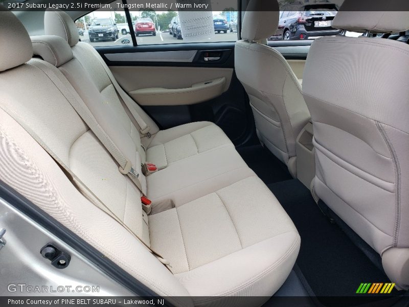 Tungsten Metallic / Warm Ivory 2017 Subaru Legacy 2.5i Premium