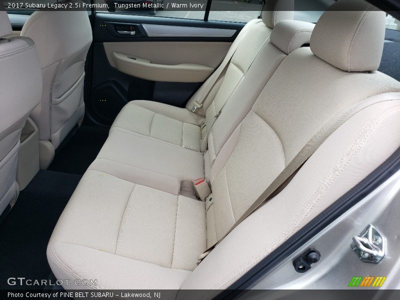 Tungsten Metallic / Warm Ivory 2017 Subaru Legacy 2.5i Premium