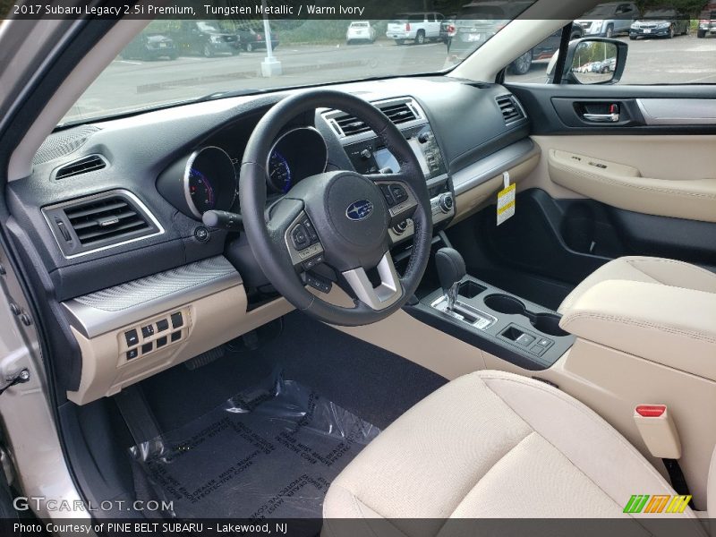 Tungsten Metallic / Warm Ivory 2017 Subaru Legacy 2.5i Premium