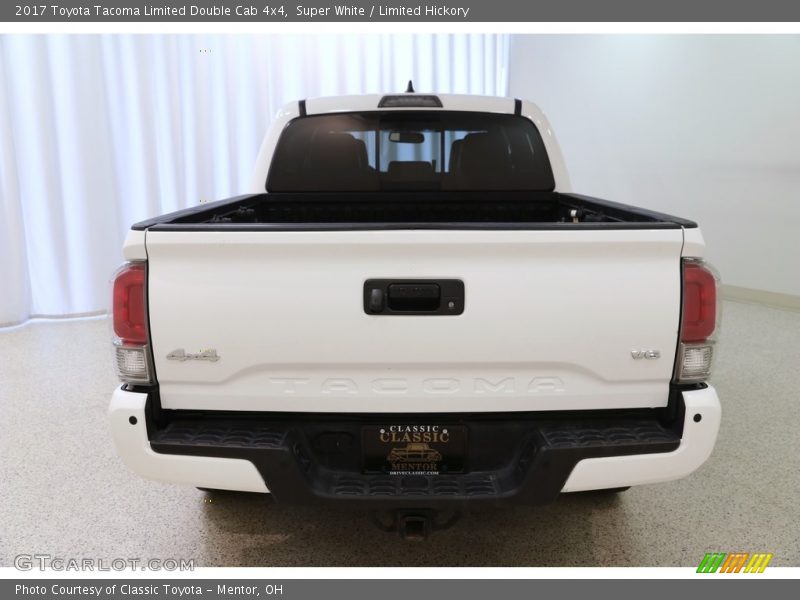 Super White / Limited Hickory 2017 Toyota Tacoma Limited Double Cab 4x4