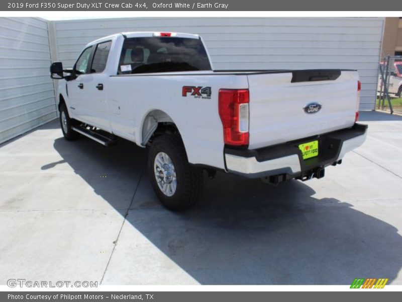 Oxford White / Earth Gray 2019 Ford F350 Super Duty XLT Crew Cab 4x4