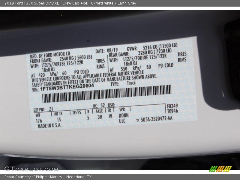 Oxford White / Earth Gray 2019 Ford F350 Super Duty XLT Crew Cab 4x4