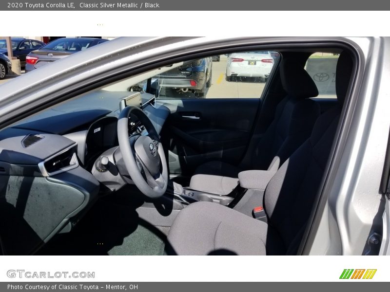 Classic Silver Metallic / Black 2020 Toyota Corolla LE