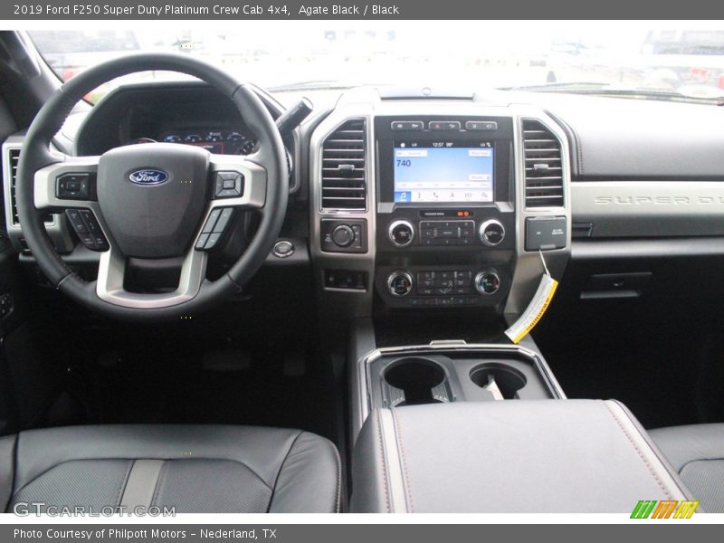 Agate Black / Black 2019 Ford F250 Super Duty Platinum Crew Cab 4x4