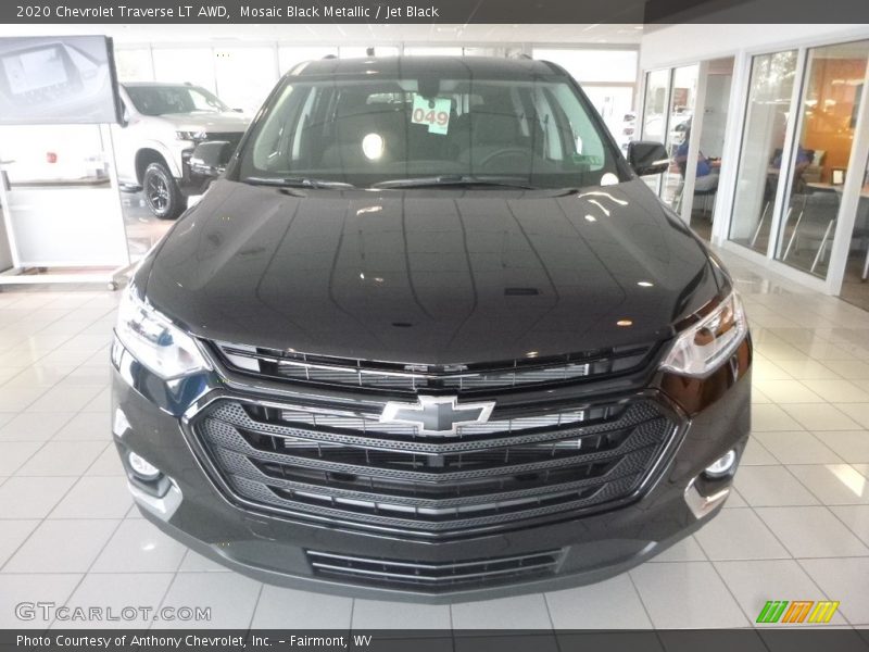 Mosaic Black Metallic / Jet Black 2020 Chevrolet Traverse LT AWD