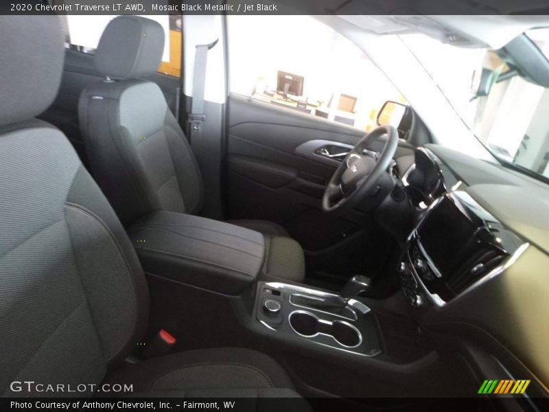 Mosaic Black Metallic / Jet Black 2020 Chevrolet Traverse LT AWD