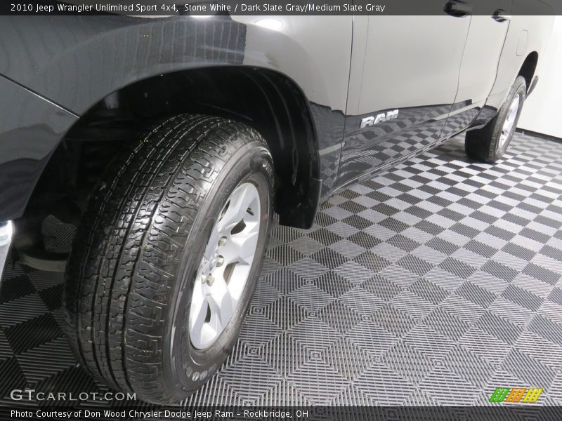 Stone White / Dark Slate Gray/Medium Slate Gray 2010 Jeep Wrangler Unlimited Sport 4x4