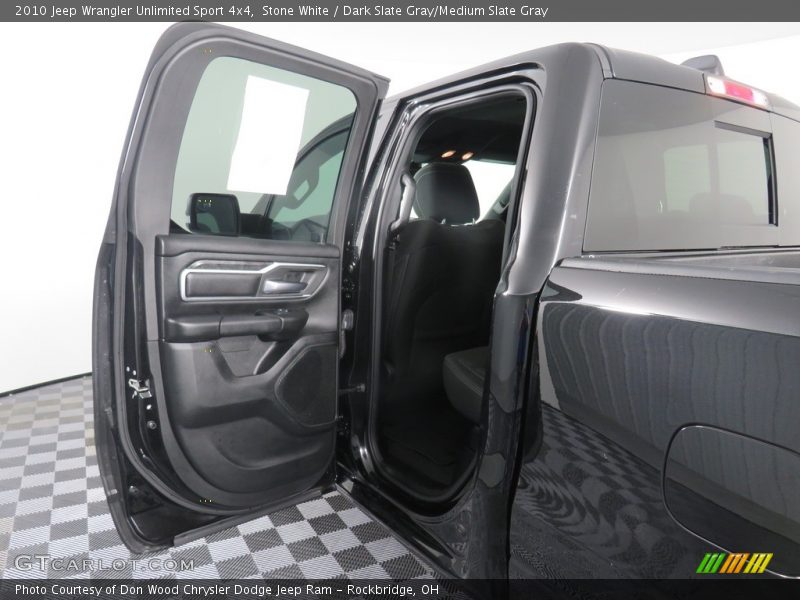 Stone White / Dark Slate Gray/Medium Slate Gray 2010 Jeep Wrangler Unlimited Sport 4x4