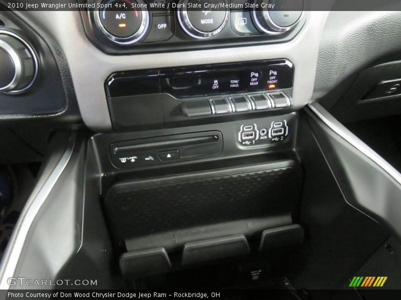 Stone White / Dark Slate Gray/Medium Slate Gray 2010 Jeep Wrangler Unlimited Sport 4x4