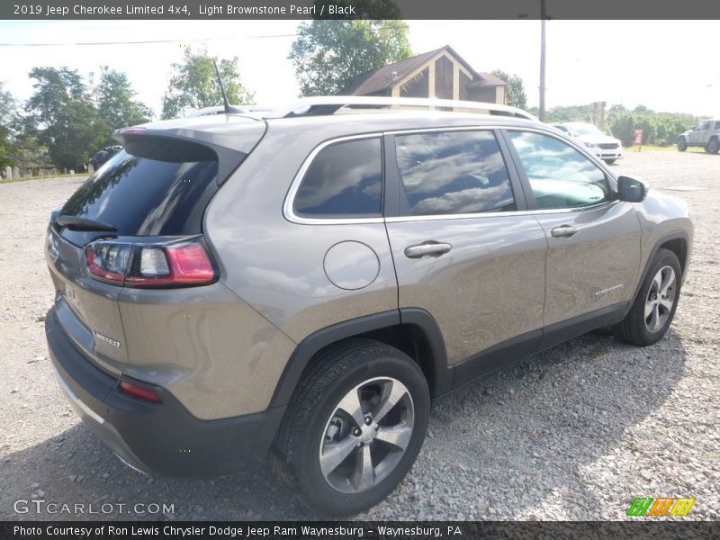 Light Brownstone Pearl / Black 2019 Jeep Cherokee Limited 4x4
