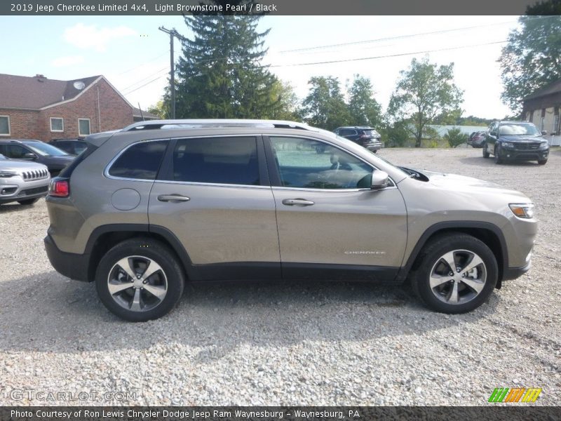 Light Brownstone Pearl / Black 2019 Jeep Cherokee Limited 4x4