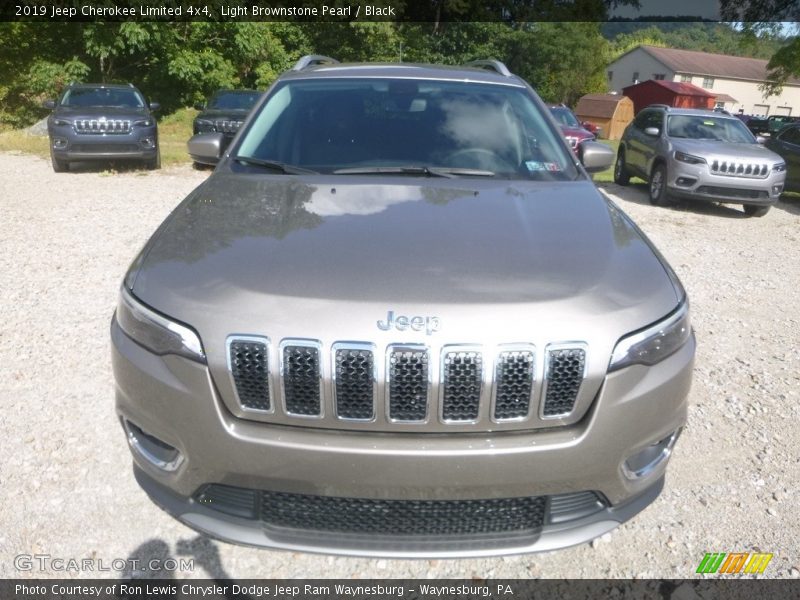Light Brownstone Pearl / Black 2019 Jeep Cherokee Limited 4x4