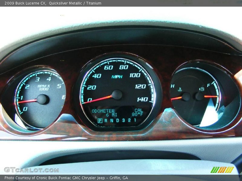Quicksilver Metallic / Titanium 2009 Buick Lucerne CX