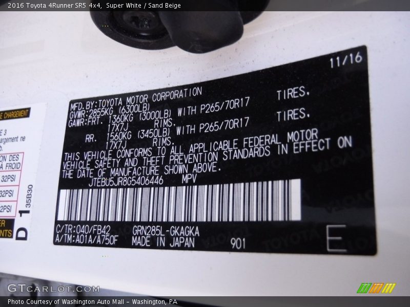 Super White / Sand Beige 2016 Toyota 4Runner SR5 4x4