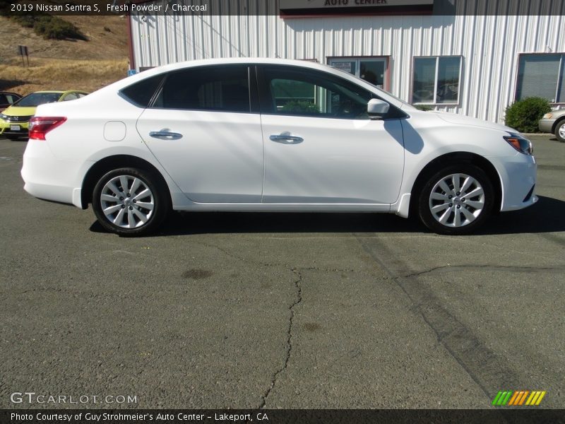 Fresh Powder / Charcoal 2019 Nissan Sentra S