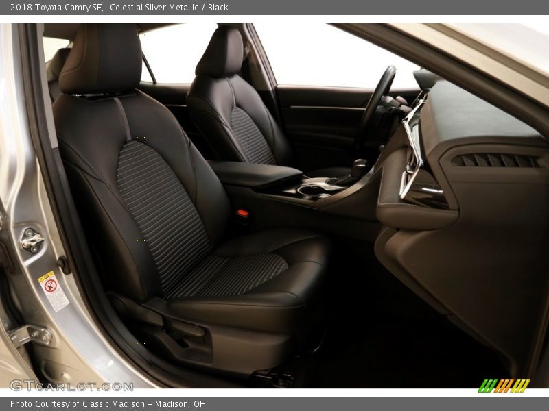 Celestial Silver Metallic / Black 2018 Toyota Camry SE