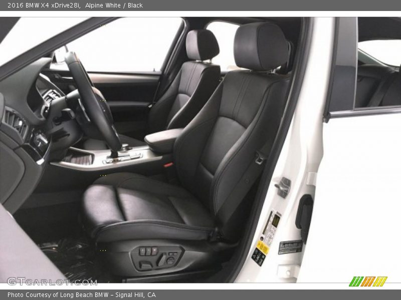 Alpine White / Black 2016 BMW X4 xDrive28i