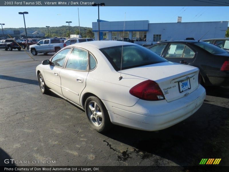 Vibrant White / Dark Charcoal 2003 Ford Taurus SES