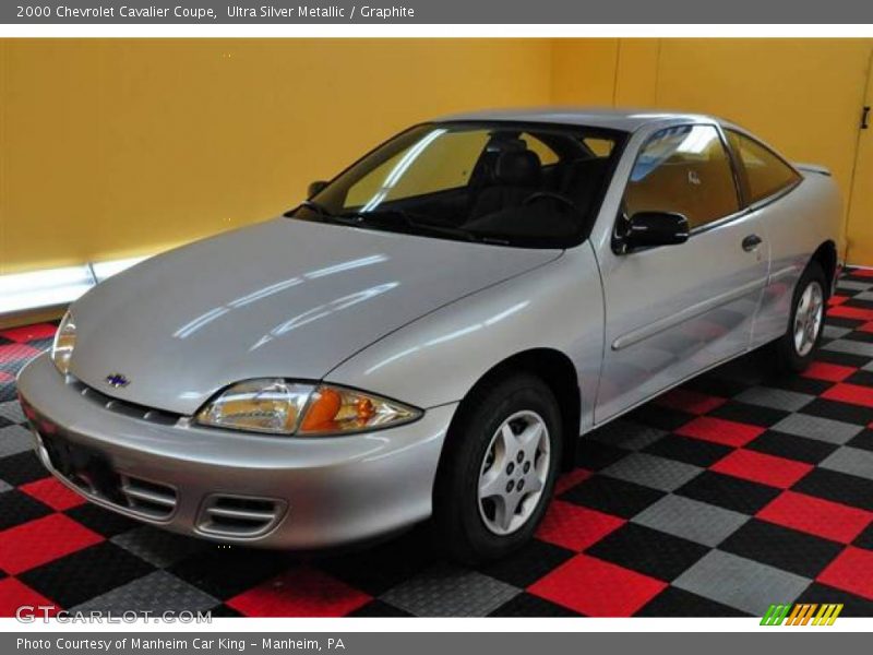 Ultra Silver Metallic / Graphite 2000 Chevrolet Cavalier Coupe