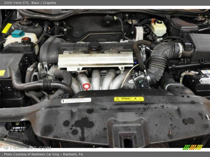 Black / Graphite 2000 Volvo S70