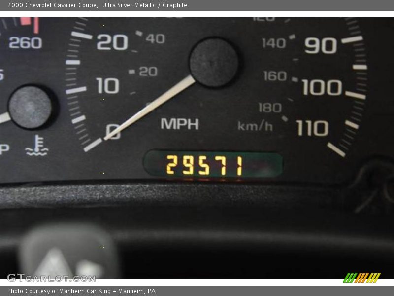 Ultra Silver Metallic / Graphite 2000 Chevrolet Cavalier Coupe