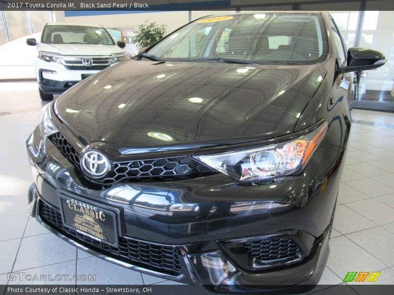 Black Sand Pearl / Black 2017 Toyota Corolla iM