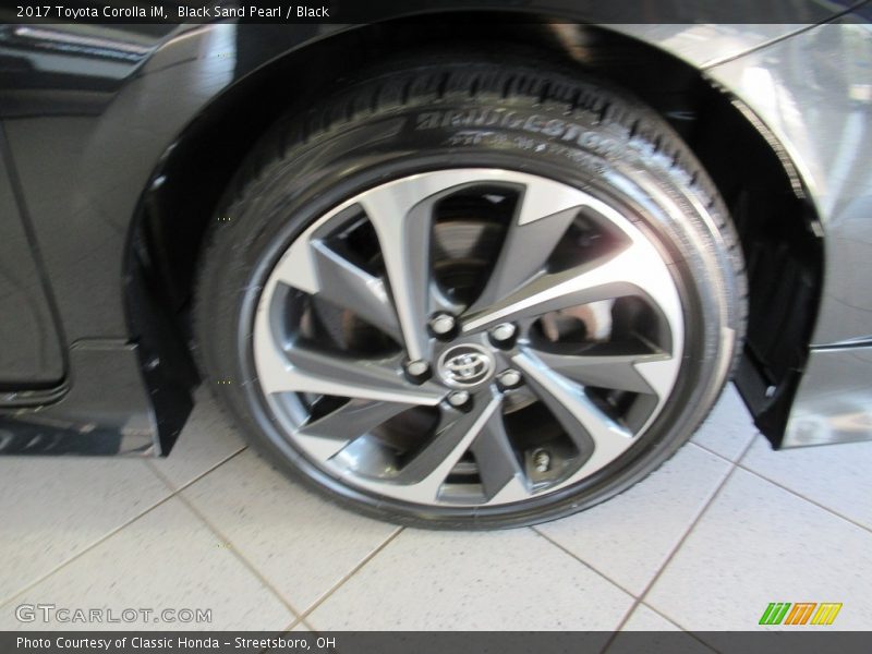 Black Sand Pearl / Black 2017 Toyota Corolla iM