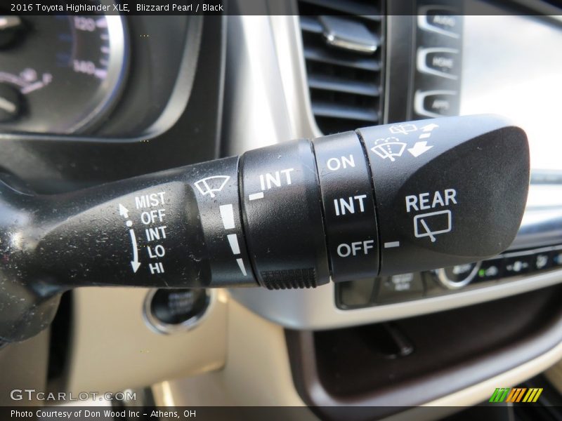 Blizzard Pearl / Black 2016 Toyota Highlander XLE
