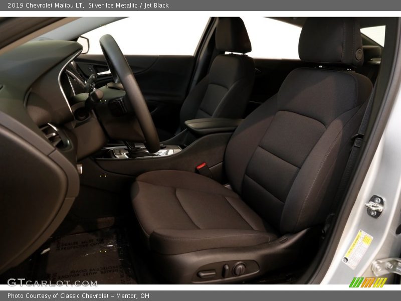 Silver Ice Metallic / Jet Black 2019 Chevrolet Malibu LT