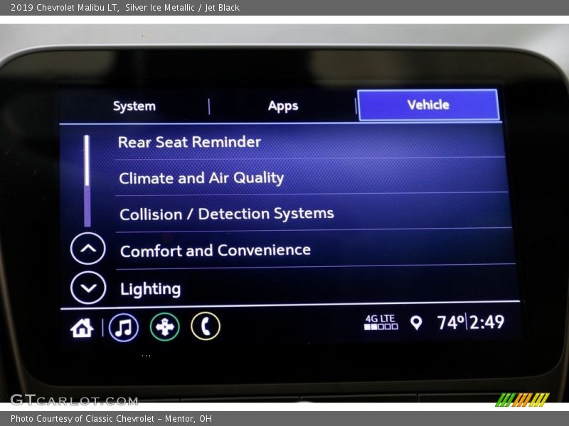 Silver Ice Metallic / Jet Black 2019 Chevrolet Malibu LT