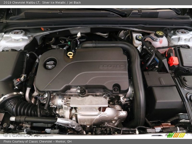 Silver Ice Metallic / Jet Black 2019 Chevrolet Malibu LT