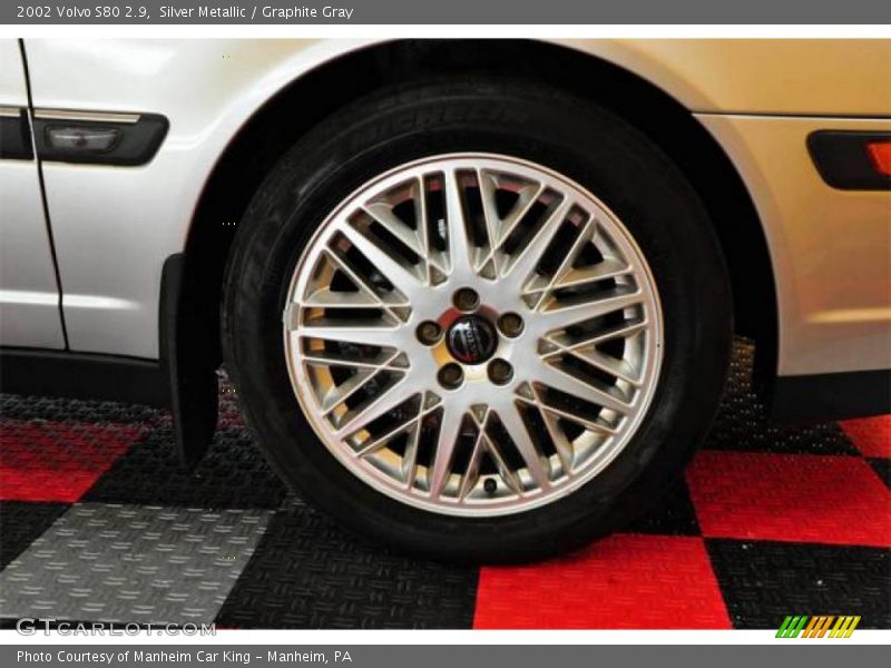 Silver Metallic / Graphite Gray 2002 Volvo S80 2.9